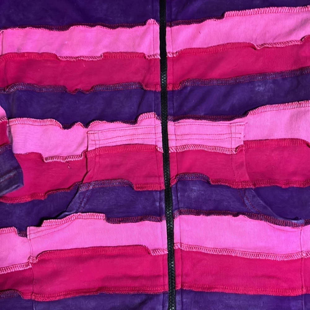 Nepal zip front hoodie NWT - Picture 3 of 4